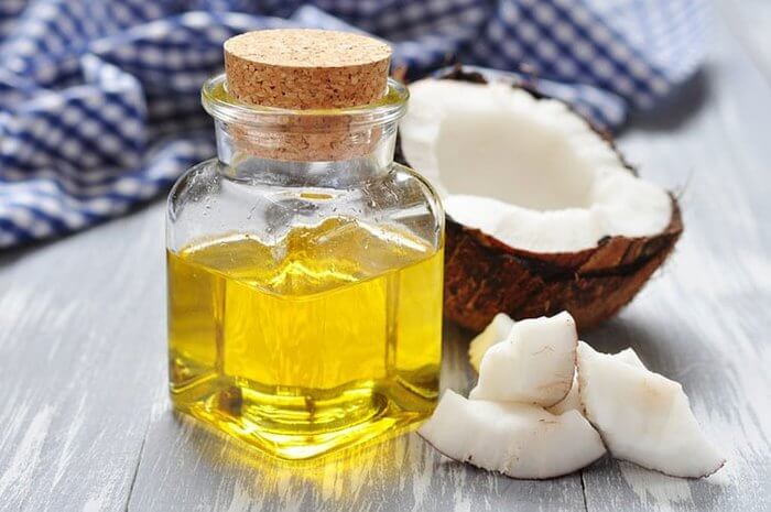 Mách bạn mẹo trị mụn ẩn bằng dầu dừa siêu hiệu quả - Acnes kem trị mụn và ngăn ngừa mụn