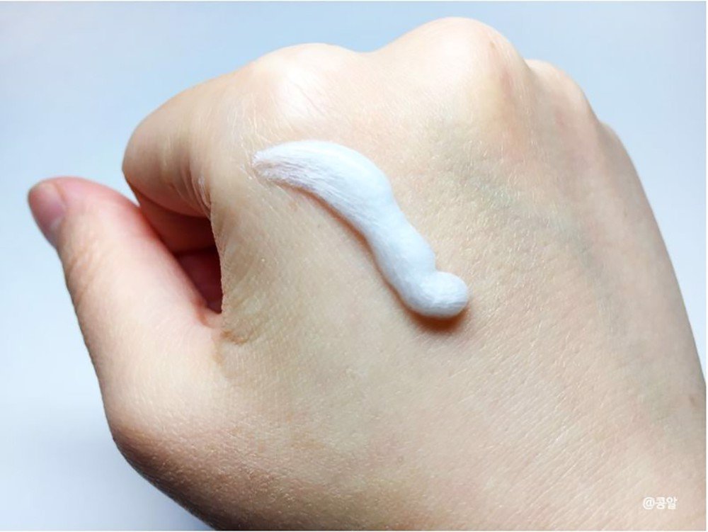 Sữa Rửa Mặt La Roche Posay Effaclar Deep Cleansing Foaming Cream – THẾ GIỚI SKINFOOD effaclar gel moussant purifiant