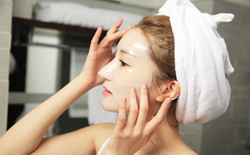 Sử dụng mặt nạ dành cho da nhiều dầu nhờn và lỗ chân lông to là điều cần thiết
